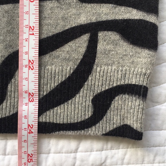 Cashmere Animal Print Cardigan Black Gray S - Picture 11 of 16